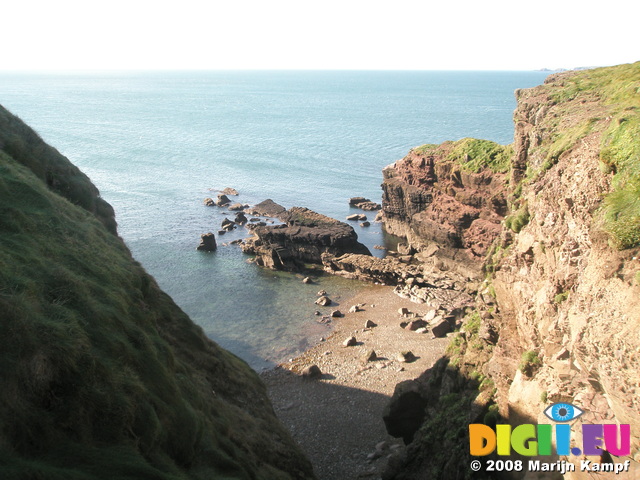 JT00043 Cliffs at Brownstown Head